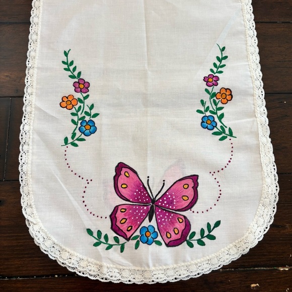 Vtg Butterfly Floral Hand Painted Linen Dresser Scarf Table Runner 45x14 - Picture 3 of 5